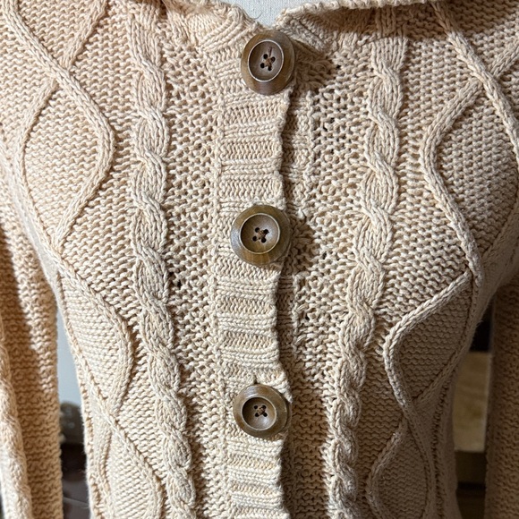 Women's Cream Cable Knit Hooded Sweater - Picture 2 of 7